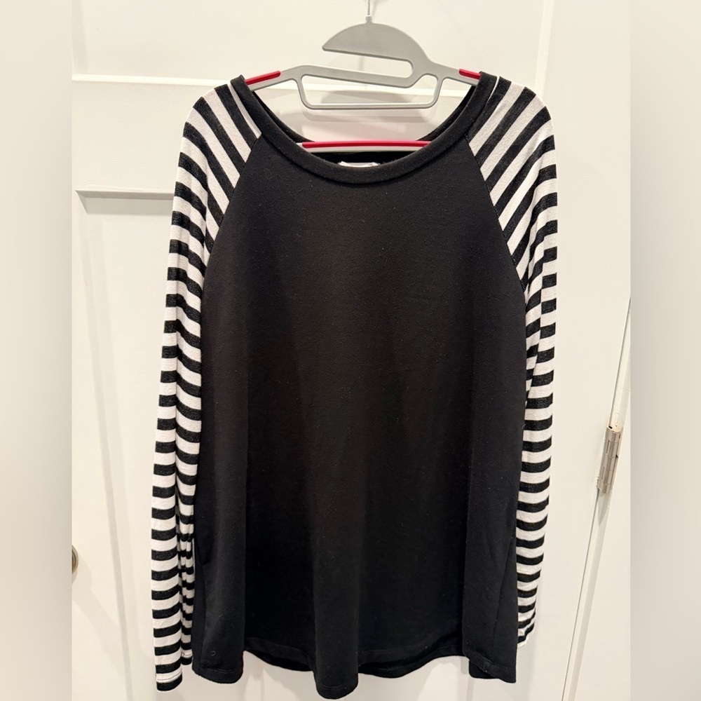 Chic Soul Black Raglan Top Women Striped Sleeve Tunic Long Sleeve Casual Tee XL